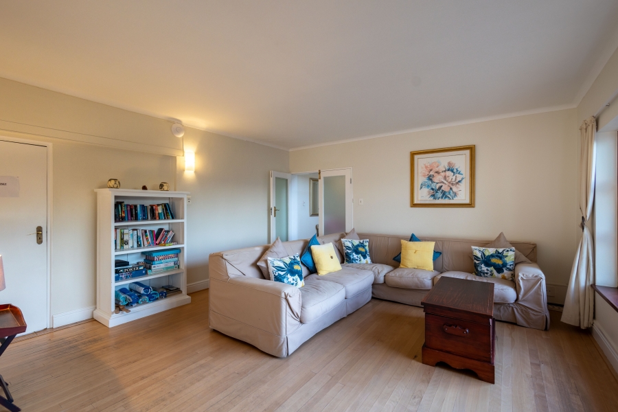 7 Bedroom Property for Sale in Bowtie Western Cape